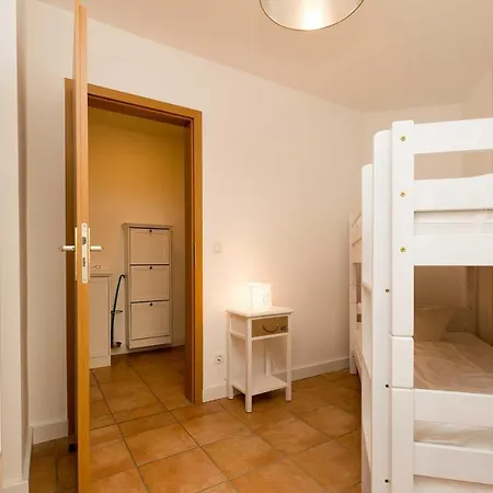 Solaris 14 Apartment